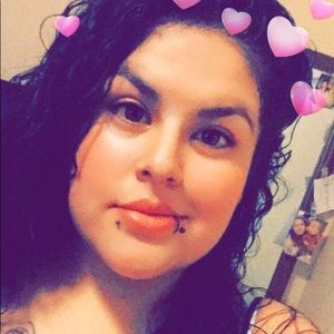 Meet your Posher, Viviana